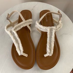 Maurices white sandals